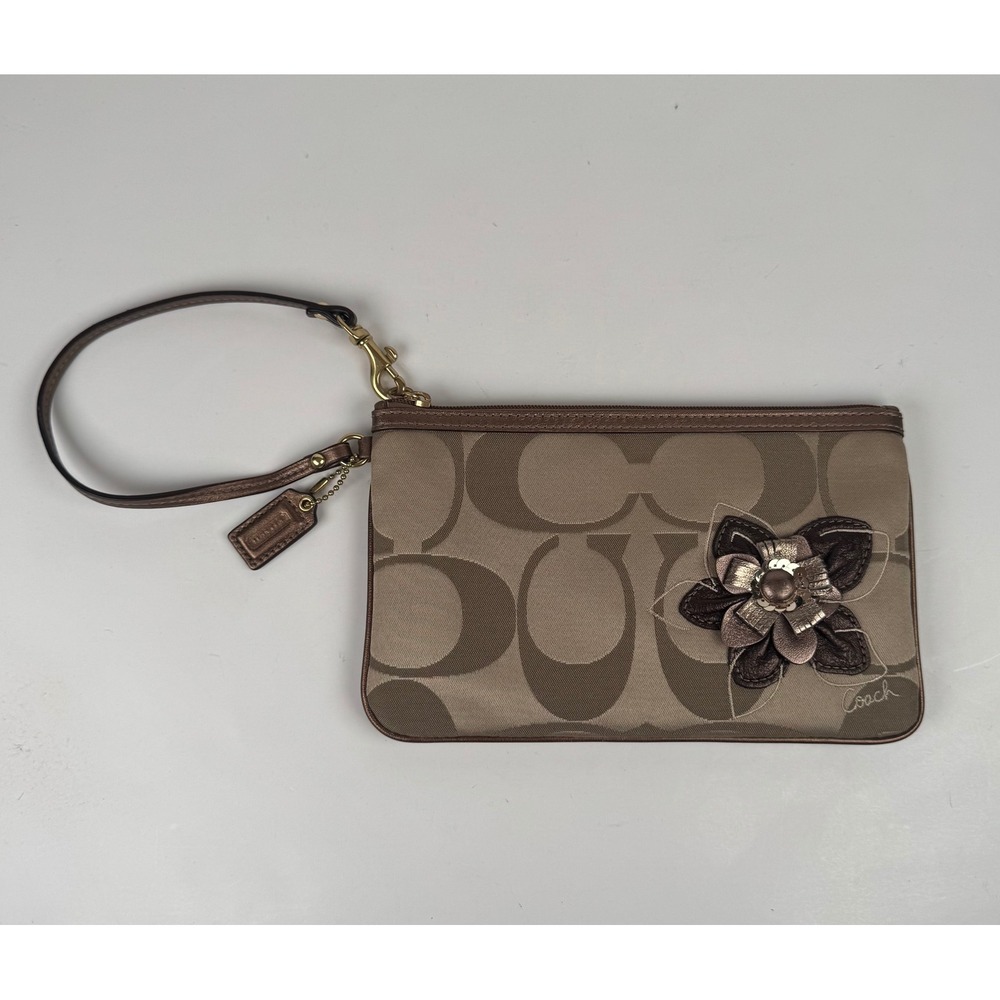 Coach Signature Monogram Wristlet Bag Flower Applique Khaki Tan Large Y2K‎